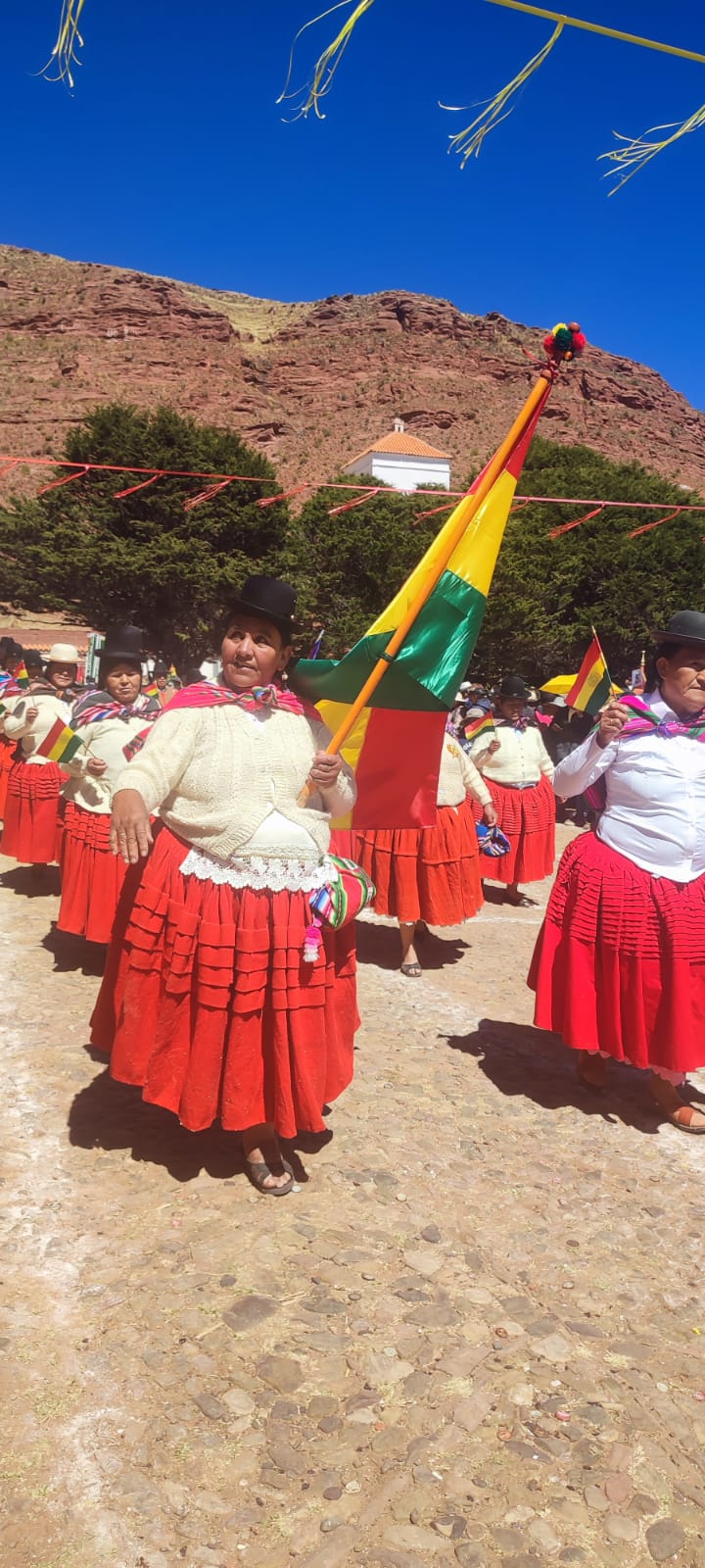 Caquiaviri inicio homenaje al CCI Aniversario de la amada Bolivia